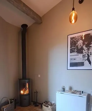 Maison Bord De - Piscine - בית נופש Théoule-sur-Mer