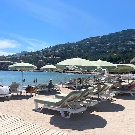 בית נופש Maison Bord De - Piscine - Théoule-sur-Mer