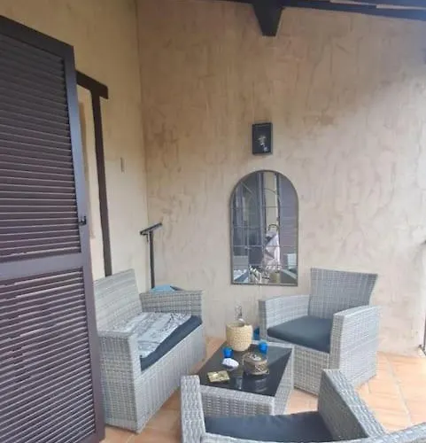 Maison Bord De - Piscine -