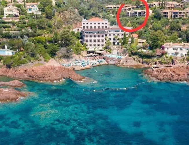 Maison Bord De - Piscine - Feriehus