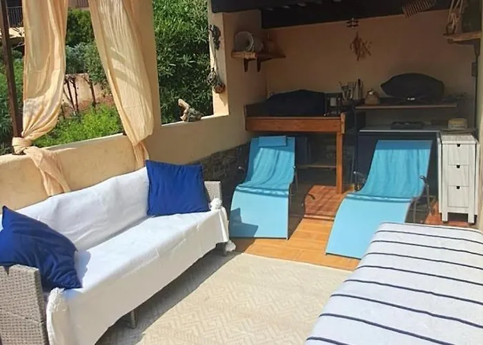 Maison Bord De - Piscine - *